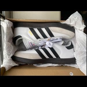White Adidas Sambas- street wear and/or for soccer! 

Tag still on, BRAND NEW!!!